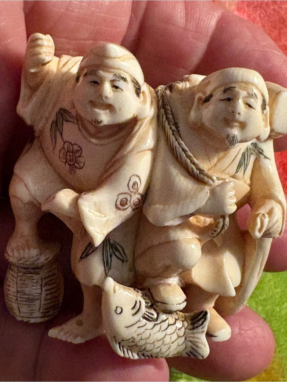 Vintage ivory or bone Fishermen Figurine - Decorative Home Accent - Picture 1 of 11